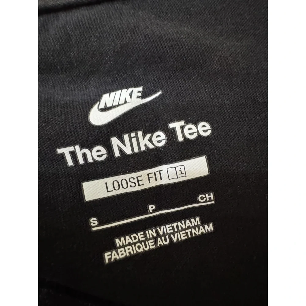 The Nike Tee Short Sleeve Shirt Women's Small Black Cropped Loose Fit Logo